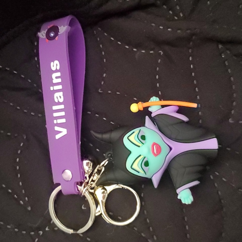 Disney Magnificent keychain inspired